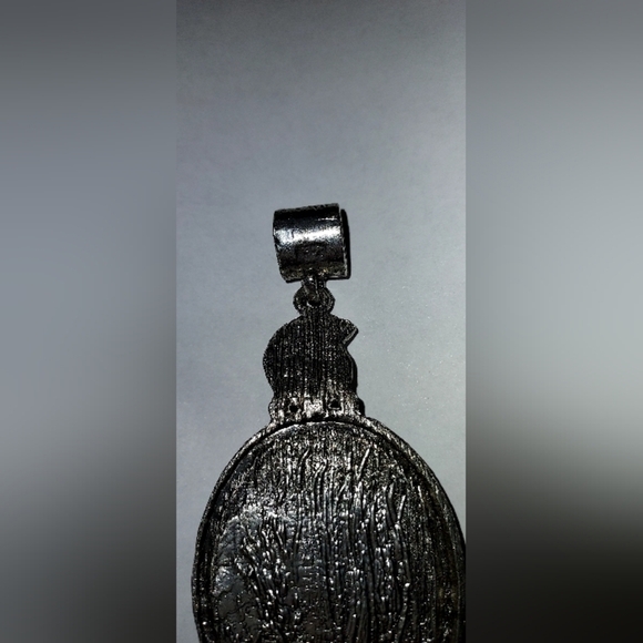 Elegant Silver and Turquoise Large Floral Roses Pendant - Picture 3 of 4